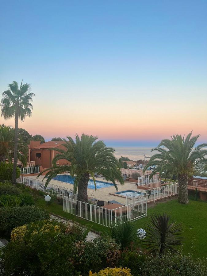 Appartement Avec Vue Mer Et Piscine Théoule-sur-Mer Екстериор снимка