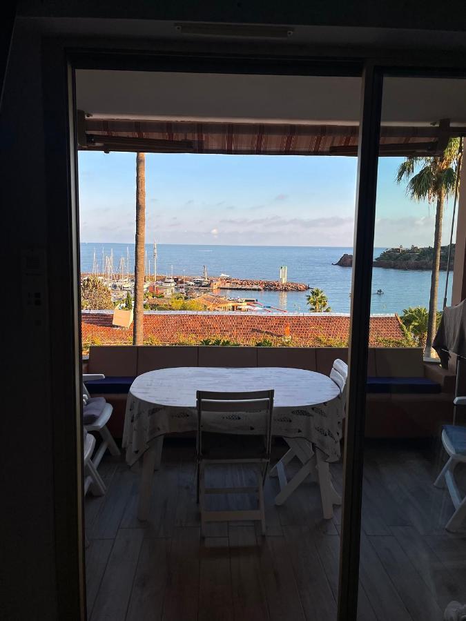 Appartement Avec Vue Mer Et Piscine Théoule-sur-Mer Екстериор снимка